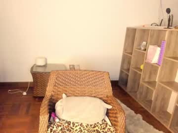 female cam girl honey_bunny_420 image #1820528