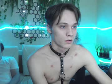 female cam couple aataraxx image #2713171