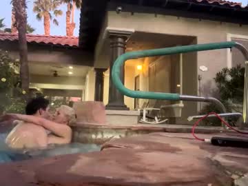 female cam couple vegasneonking image #4047956