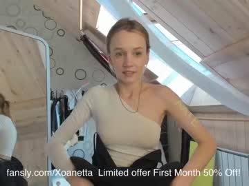 female cam girl xoanetta image #1906630