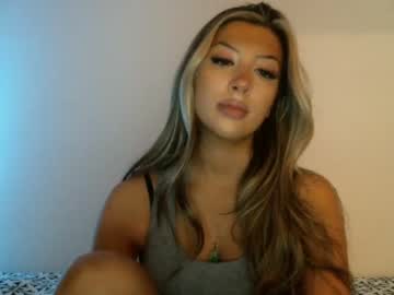 female cam girl boricuamami377 image #2793549