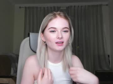 female cam girl yuppiyulia image #234157