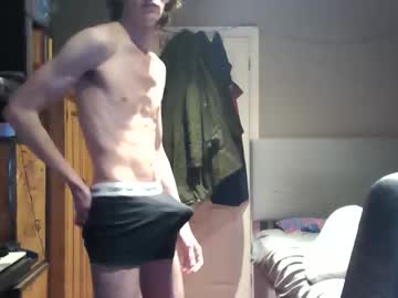 female cam man cutehungguy2000 image #530966