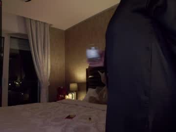 female cam girl karrin image #970039