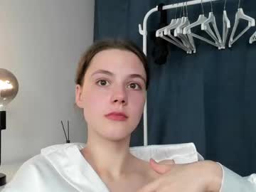 female cam girl _hellsbells_ image #4005984