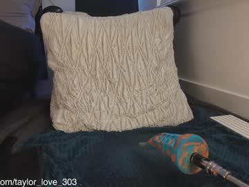 female cam girl taylor_love_303 image #3635131