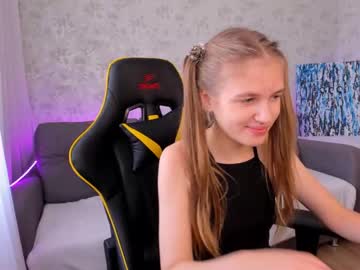 female cam girl nelly_mine image #2501812