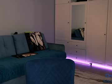 female cam girl _blackbee_ image #2032785