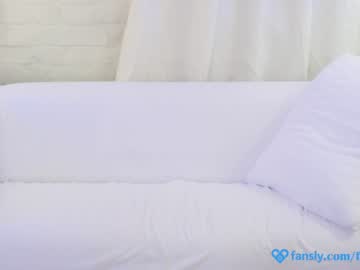 female cam girl eva_fashionista image #1947291