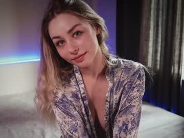 female cam girl cocolavina image #1855474
