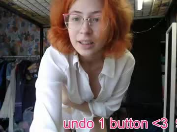 _pepsillia_  female  webcam