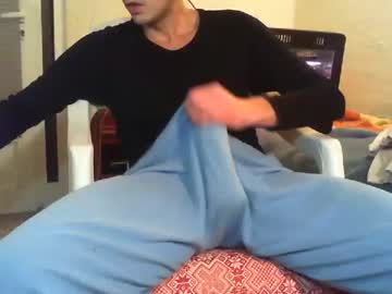 female cam man hugeguy image #998793