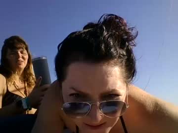 female cam couple girlsgonenauti image #3237031