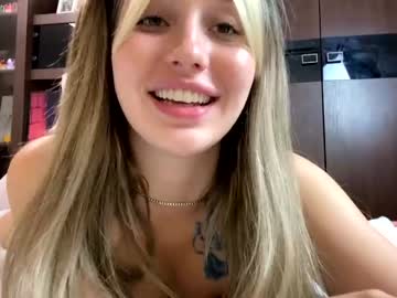 female cam couple kristenflame image #2254731