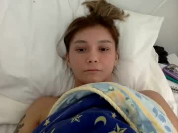 female cam couple alicegirly image #989222