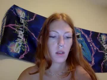 female cam girl slimthiccredhead image #4029975