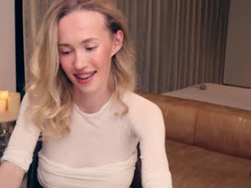 female cam girl lolly_bella_ image #3866814