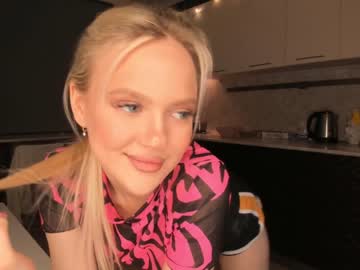 female cam girl sarahphylliss image #2799253