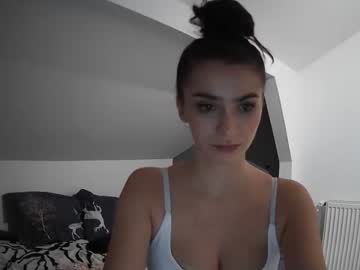 female cam girl misskirra image #588419