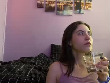 female cam couple qtlolyshy image #3865570