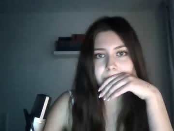 female cam girl kategirlxoxo image #1865613