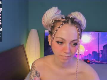 female cam couple huntertiana image #2074463