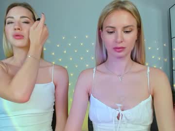 female cam girl emmi_rosee image #2036340