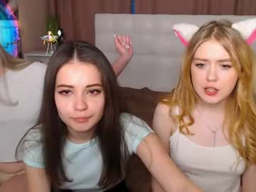 female cam couple hizgi image #1526875