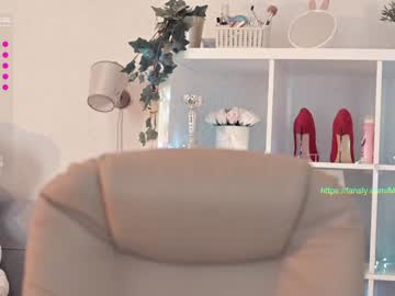 female cam girl mia_milagros image #1968921