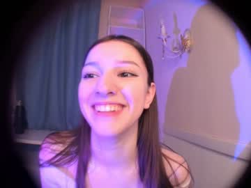 abigailkeira  female  webcam