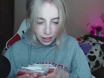 maniloun  female  webcam