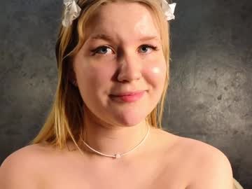 female cam girl blondy_glamor image #4041755