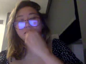 female cam girl fantasyasiangirlxo image #2351324