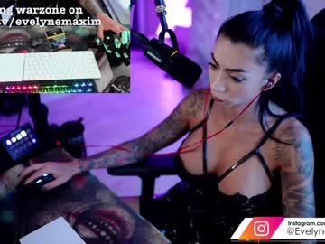 female cam girl evelyne92 image #2769944