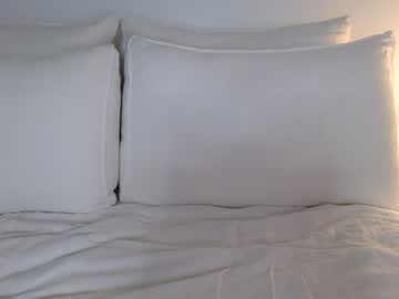lyla_james  female  webcam