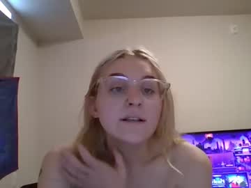 female cam girl shortnsweetie image #3970380