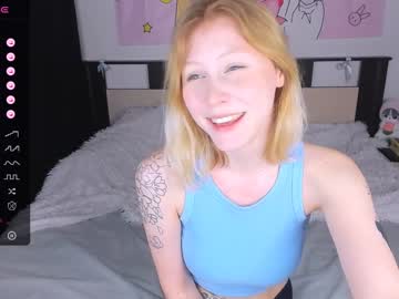blue_colada  female  webcam