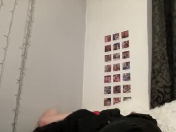 female cam couple double_tr0uble image #3937037