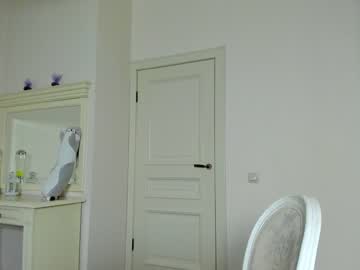 female cam girl eleonora_linn image #2702212