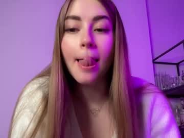 female cam girl strawberryjamx image #3545745