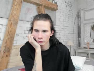 female cam couple kellytimmy14 image #3413724