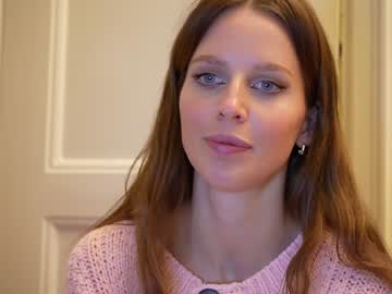 female cam girl ellaa91 image #2876419