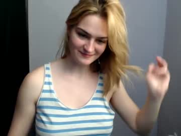 female cam girl tara_mony image #1727427