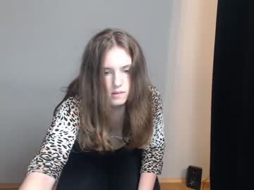 female cam girl mija_mari image #3098693