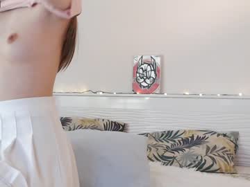 female cam girl april_moon_s image #1133097