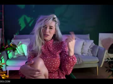 female cam girl provocatrixx image #3302354