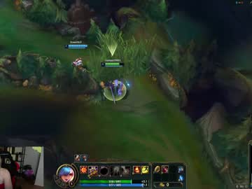 female cam girl kimilee22 image #2017202