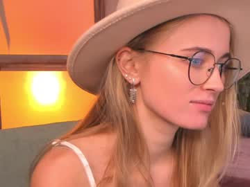 female cam girl linellali image #2754892