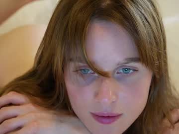 female cam girl ellaa91 image #1808357