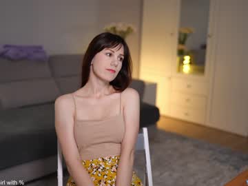 female cam girl _blackbee_ image #3387608